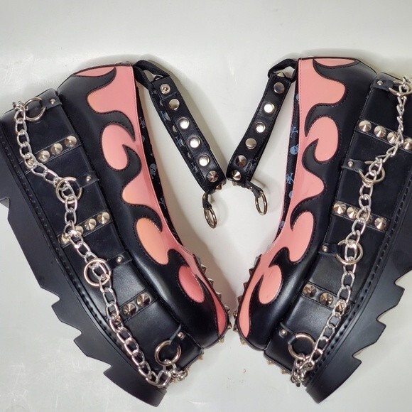 Chunky Platforms Flaming Pink Mary Janes Size 9 - Picture 14 of 14